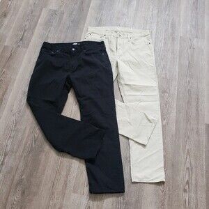 2 pairs of old Navy Men's lightweight jeans black and ivory- light tan like new